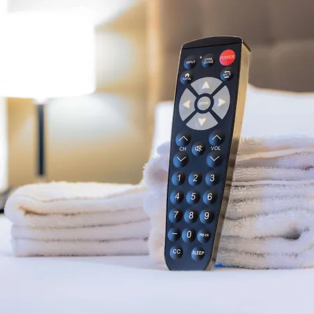 Drury Inn & Suites St. Louis - Fairview Heights