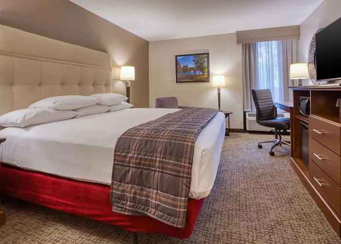 Hotel Drury & St. Louis -