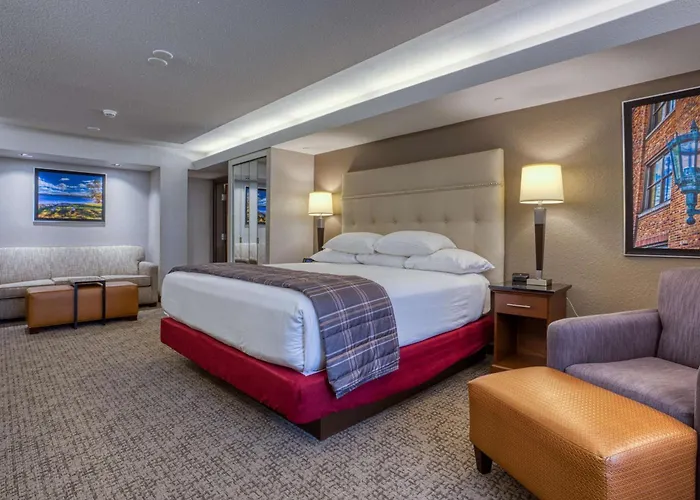 Hotel Drury & St. Louis -